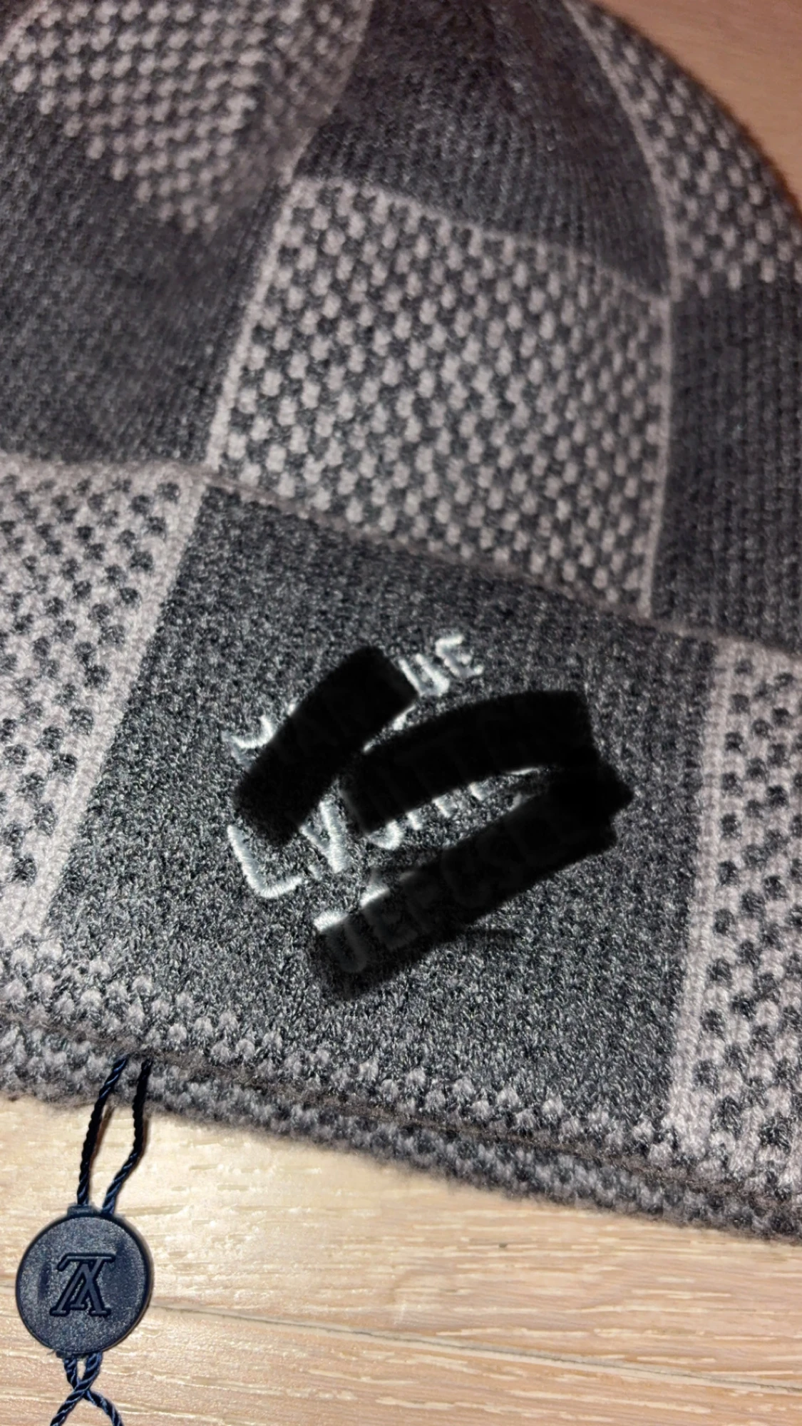 Grå rutig mössa - 2