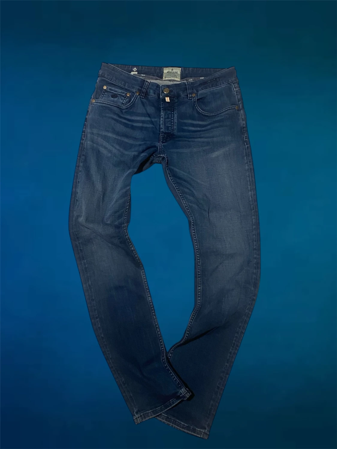 Mörkblå jeans från Morris