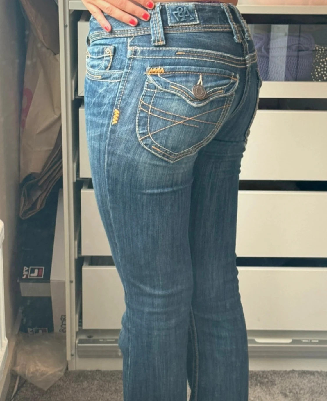 Blå bootcut jeans med låg midja - 2