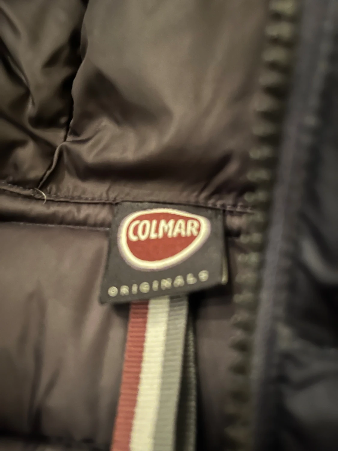 Svart Colmar dunjacka med huva - 2