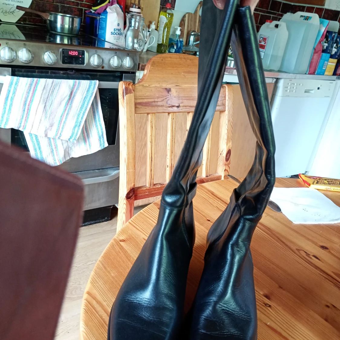 Svarta skinnstövlar från Aaltonen - 1