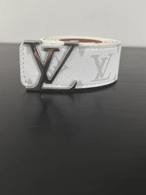 L’V bälte - Helt nytt!!!