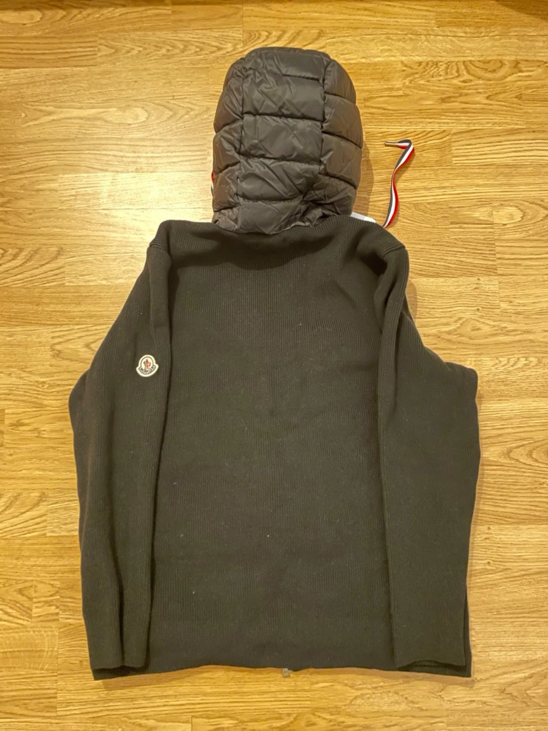 Svart Moncler cardigan  2XL passar M/L - 6