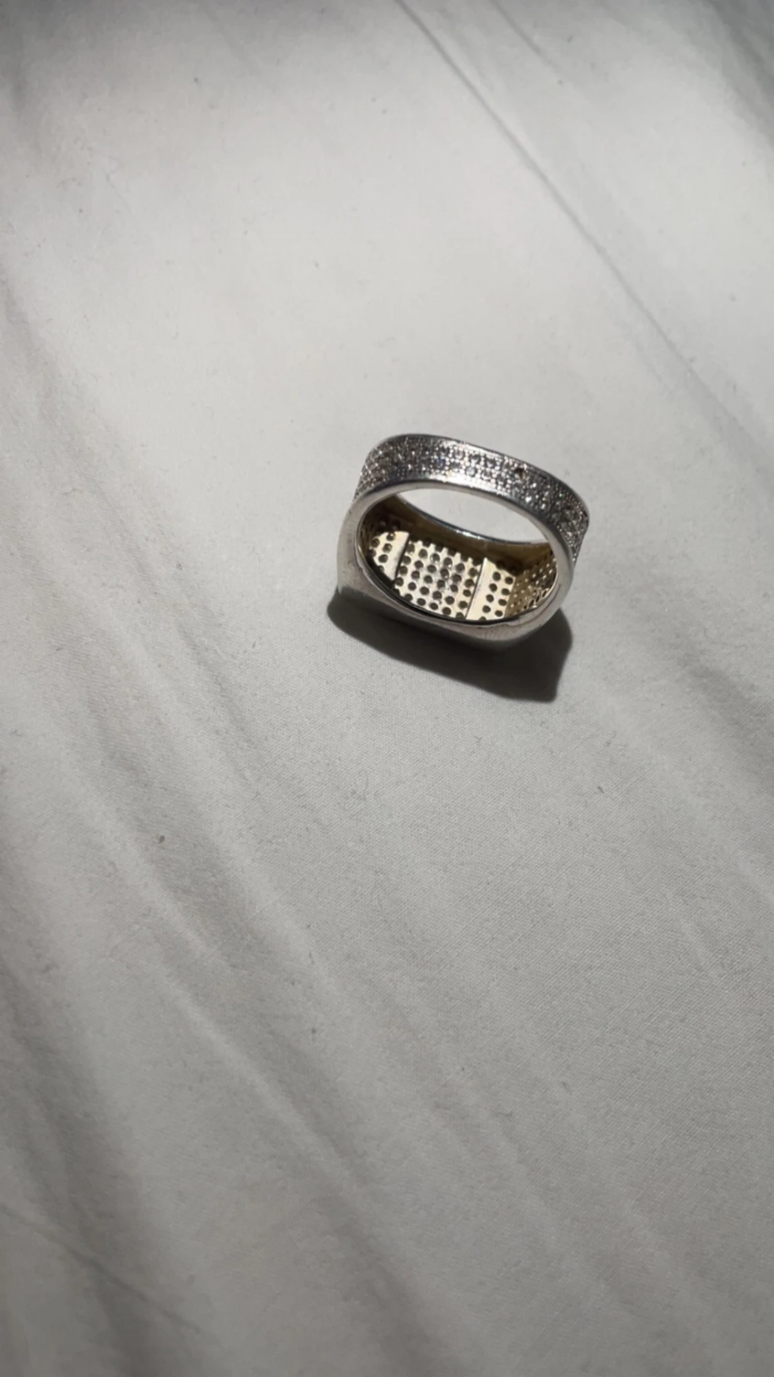 silverring med glittriga stenar - 2