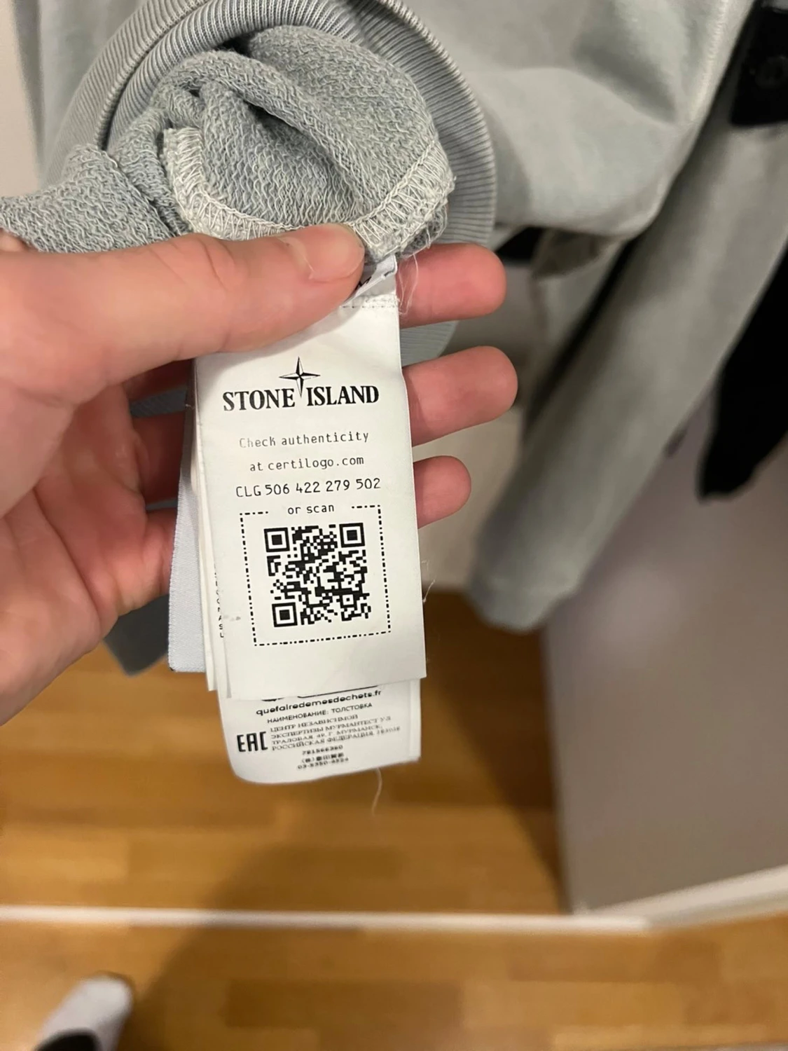 Ljusgrå sweatshirt från Stone Island - 2