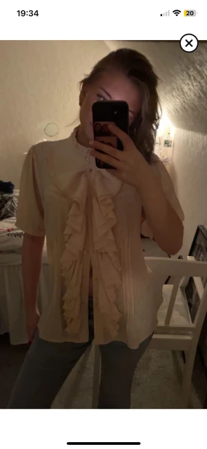 Söt rosa festtopp  - Jättesöt festtopp i rosabeige 💕 