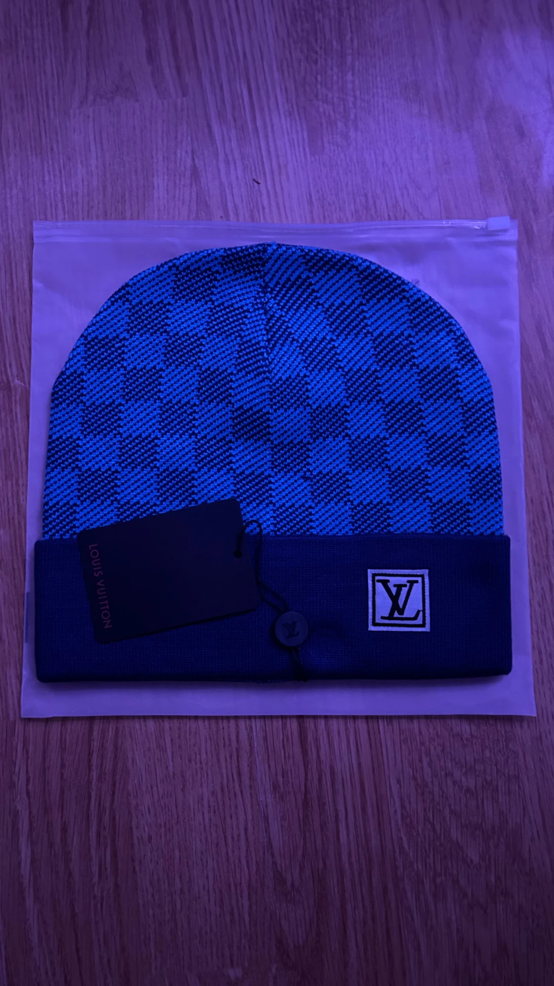 Snygg blå rutig mössa - 1