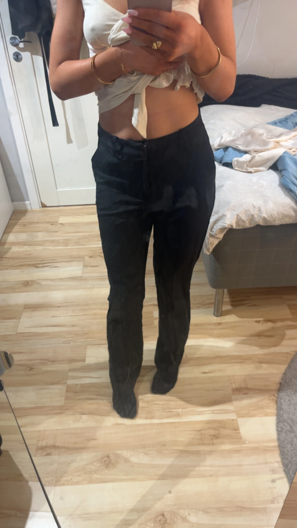 Kostymbyxor från bikbok - 1