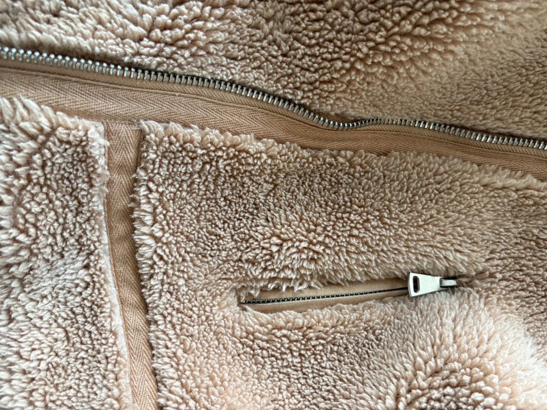 Beige oversized teddyjacka med dragkedjor NA-KD stl.L - 6