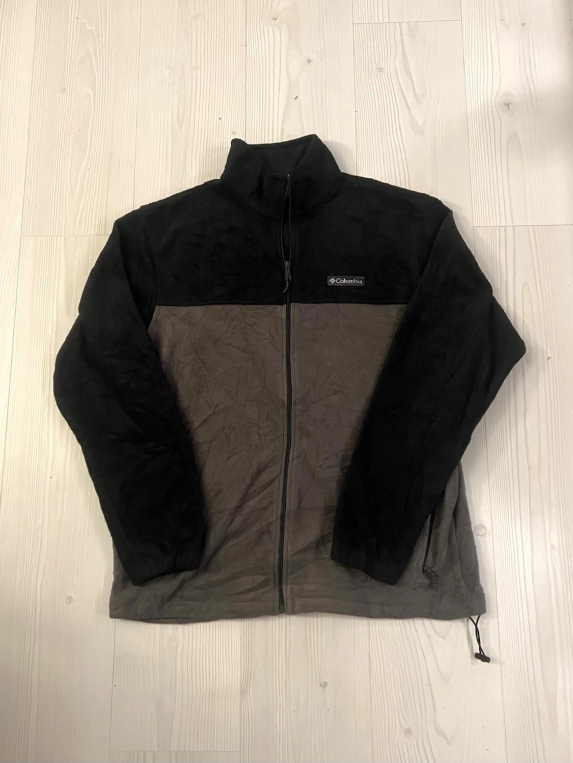 Svart och grå fleecejacka Columbia