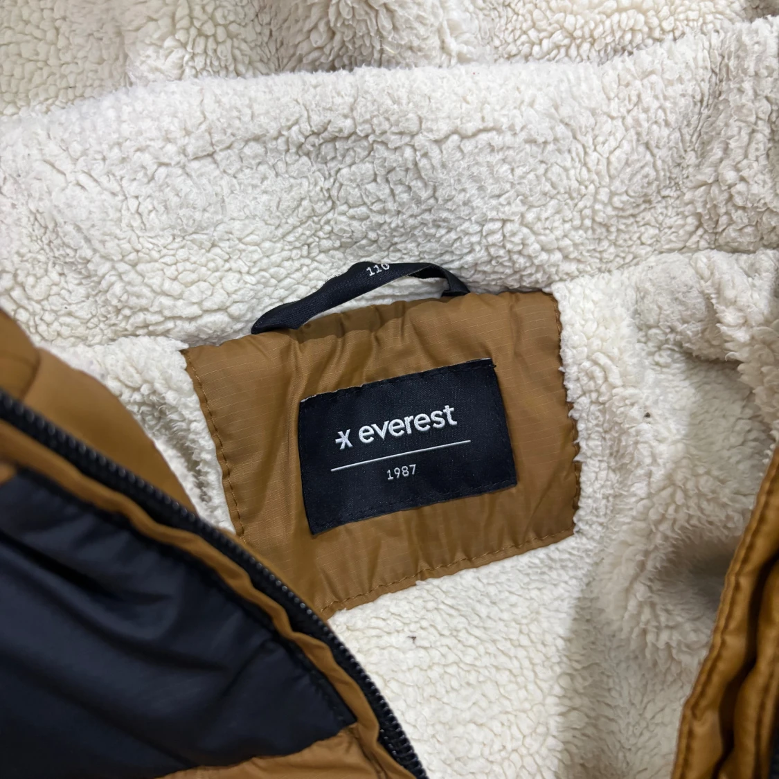 Brun pufferjacka från Everest - 3