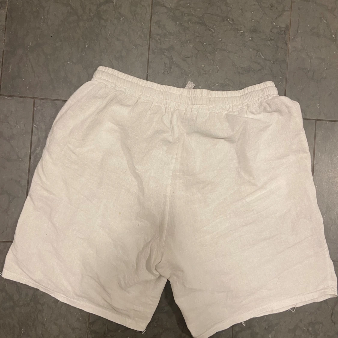 Vita linneshorts från King Billion - 1