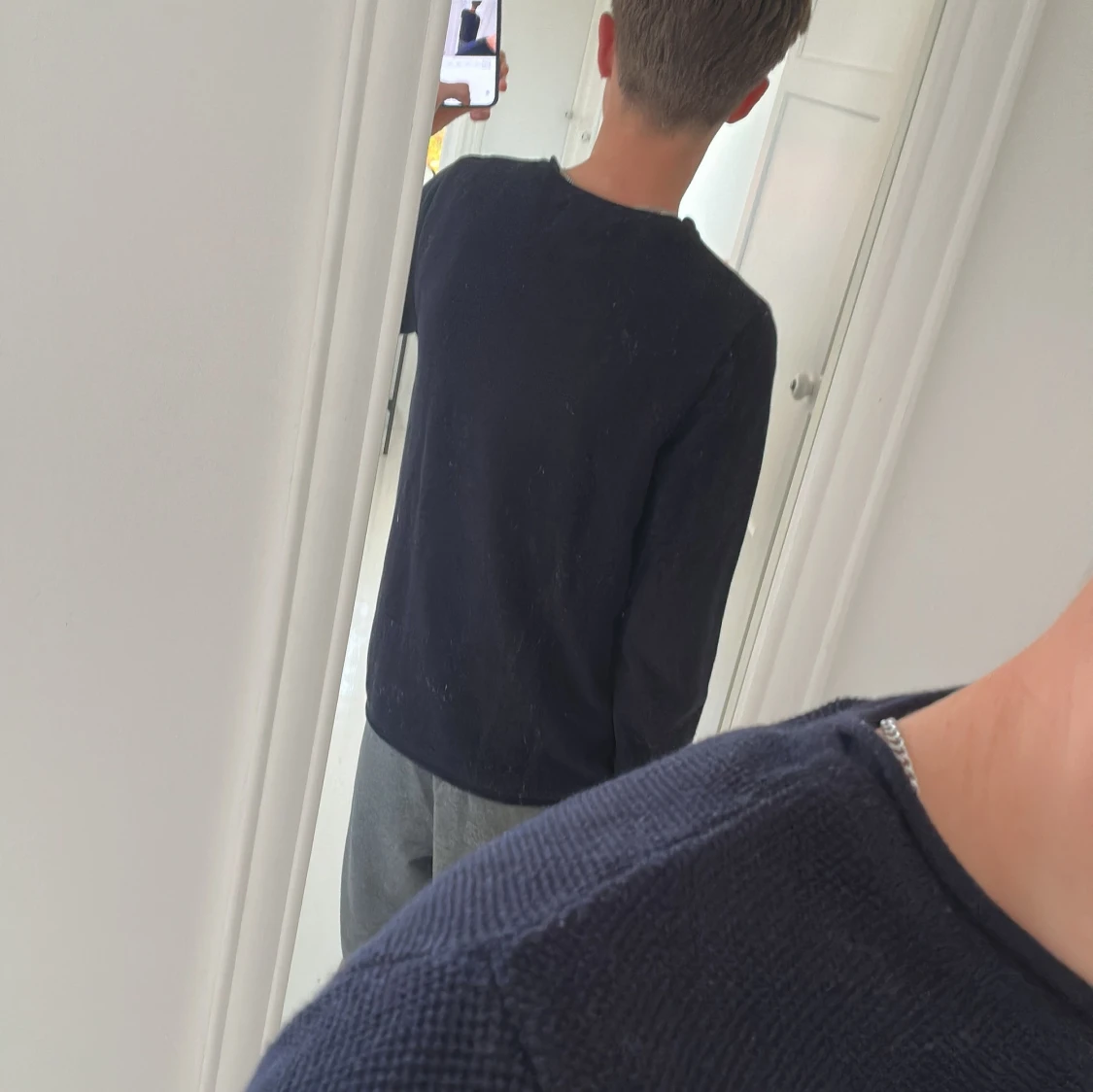 Mörkblå stickad tröja från Kronstadt - 2