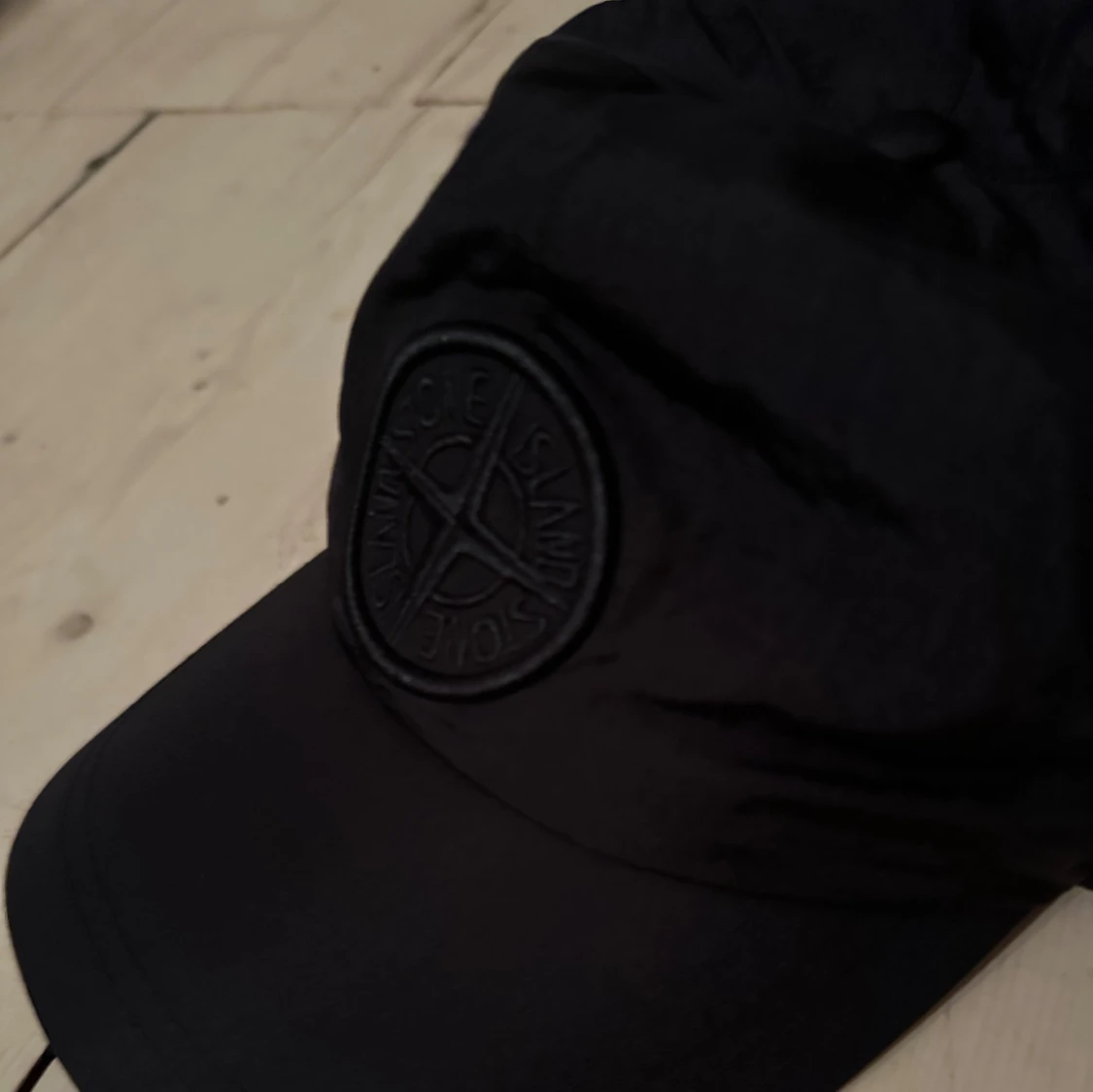 Svart keps från Stone Island - 1