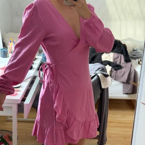 Rosa klänning  - Rosa klänning 