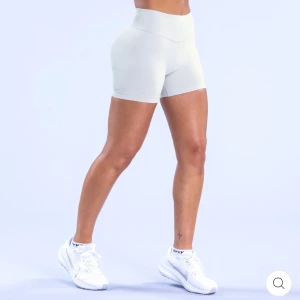 Dfyne shorts  - Impact shorts 4.5”  från DFYNE i färgen Lunar rock🌼 Storlek M. (Skriv till mig innan ni trycker på köp nu)