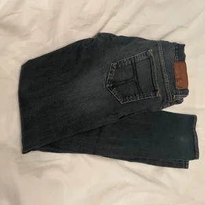 Tiger of sweden jeans - Riktigt feta Tiger Of Sweden Jeans i riktigt bra skick i storlek 30!!