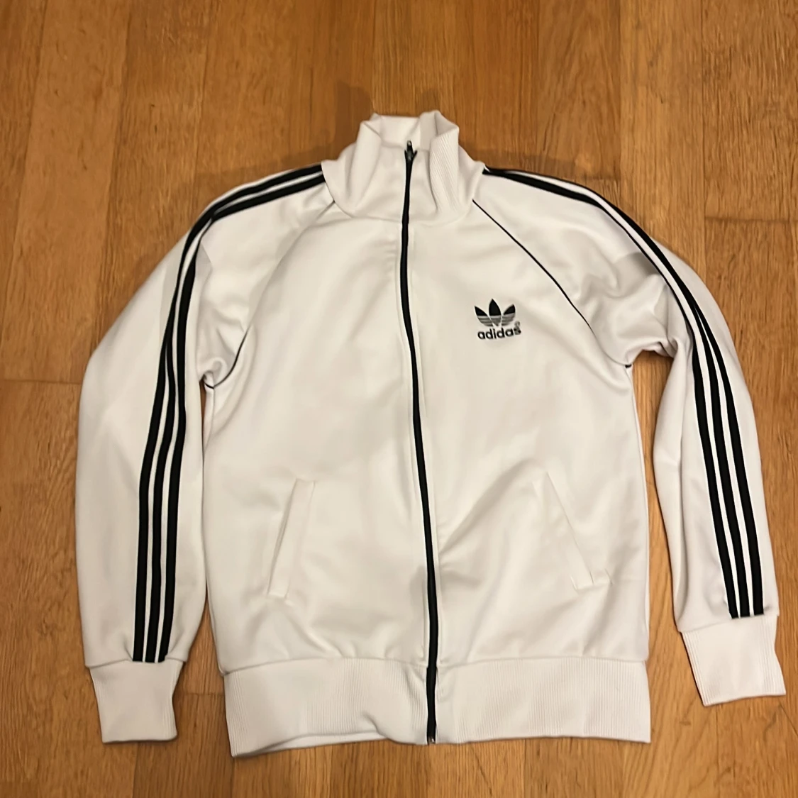 Adidas tröja