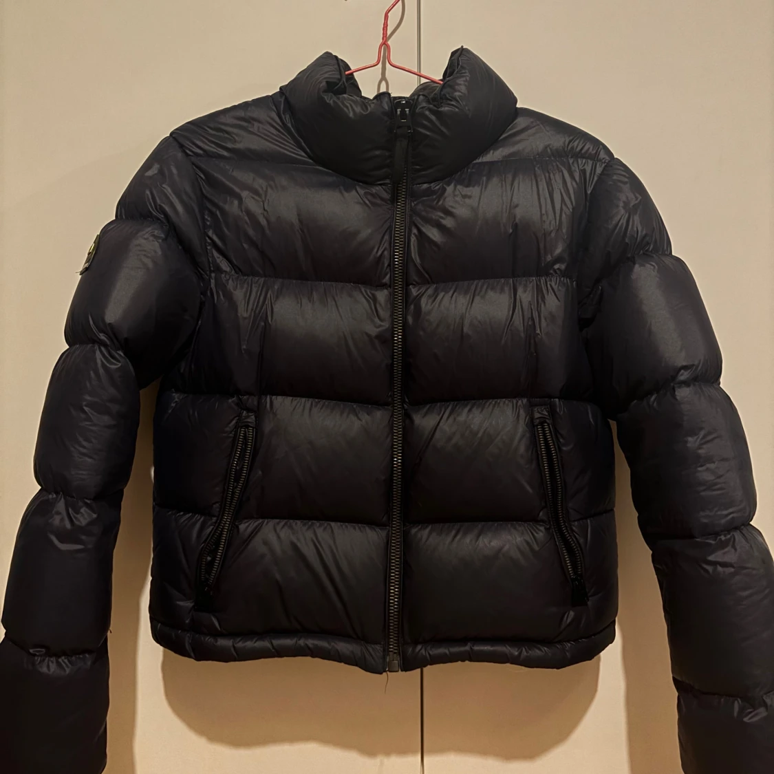 Mörkblå pufferjacka från Superdry - 1