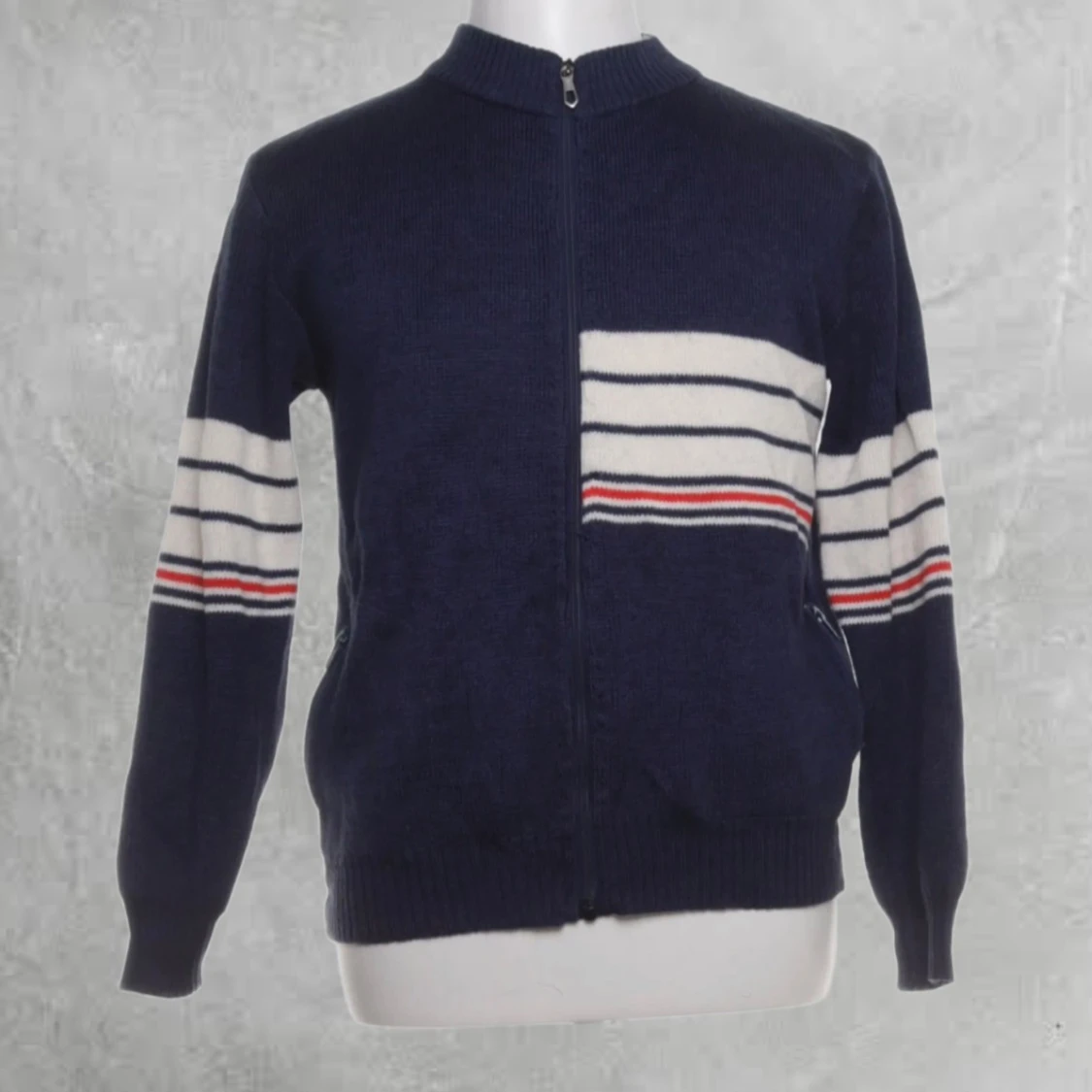 Stickad cardigan med mönster🧶 - 2