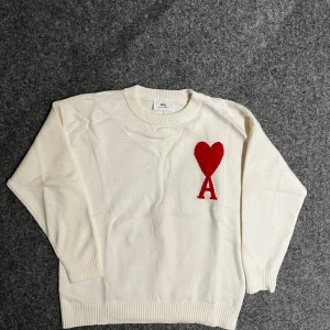 AMI Paris white sweater - Size M