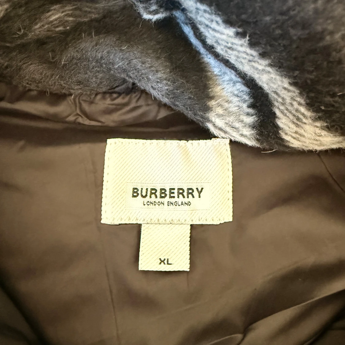 Svart pufferjacka Burberry XL - 3