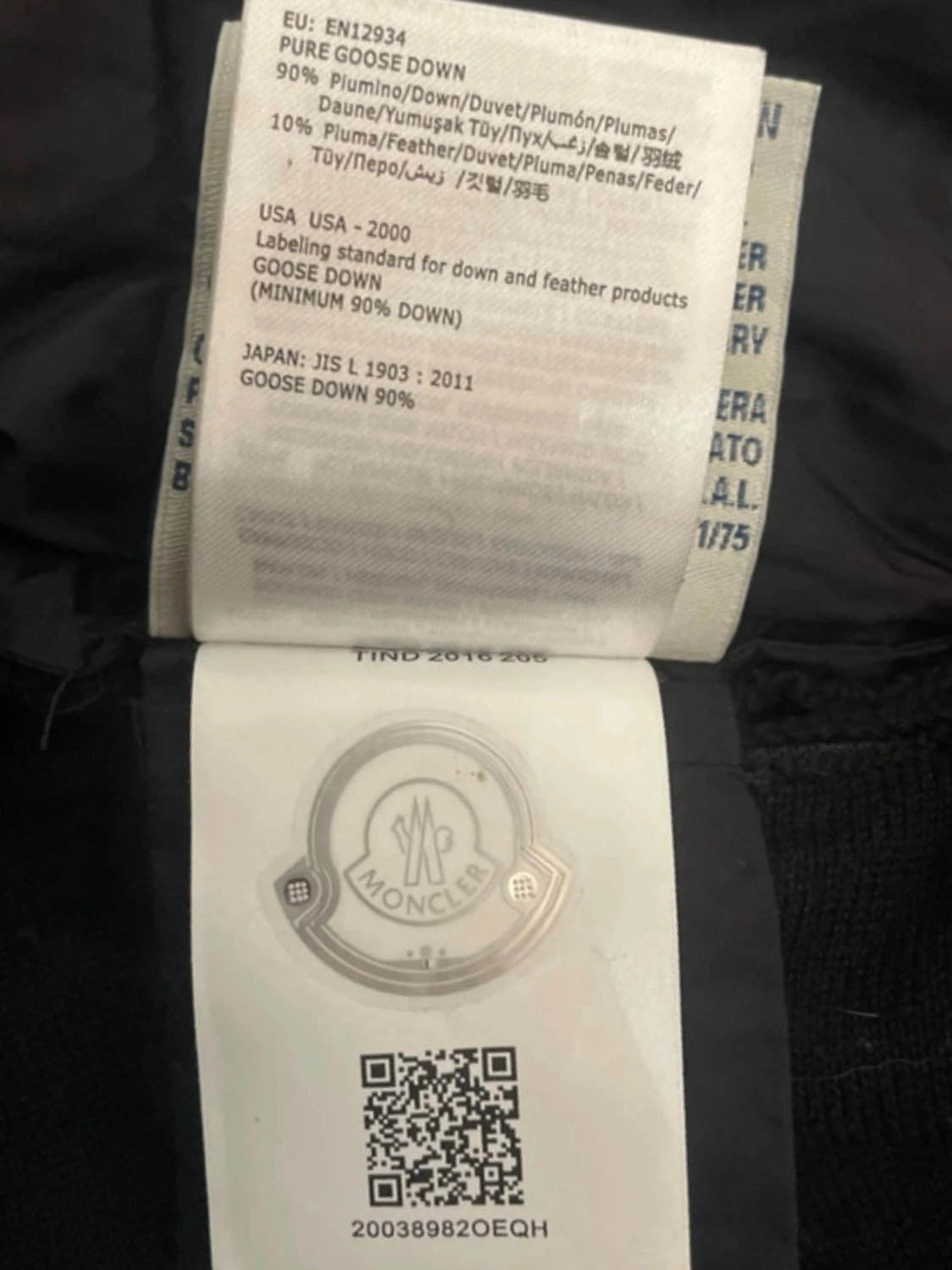 Svart Moncler pufferjacka med huva - 4