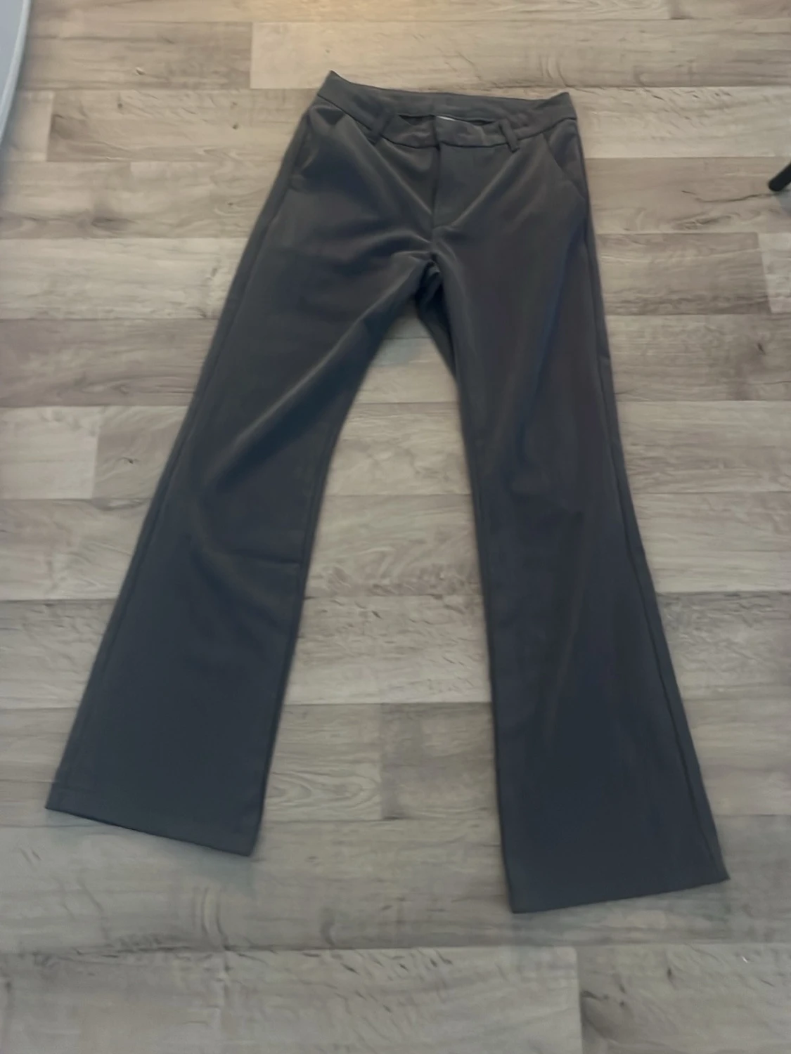 Gråa kostymbyxor bootcut - 1