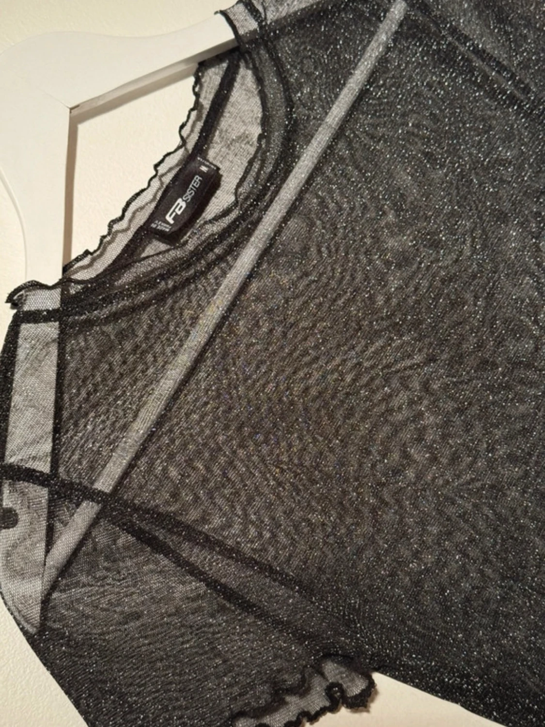 Glittrig mesh topp från F.A. Sister - 2