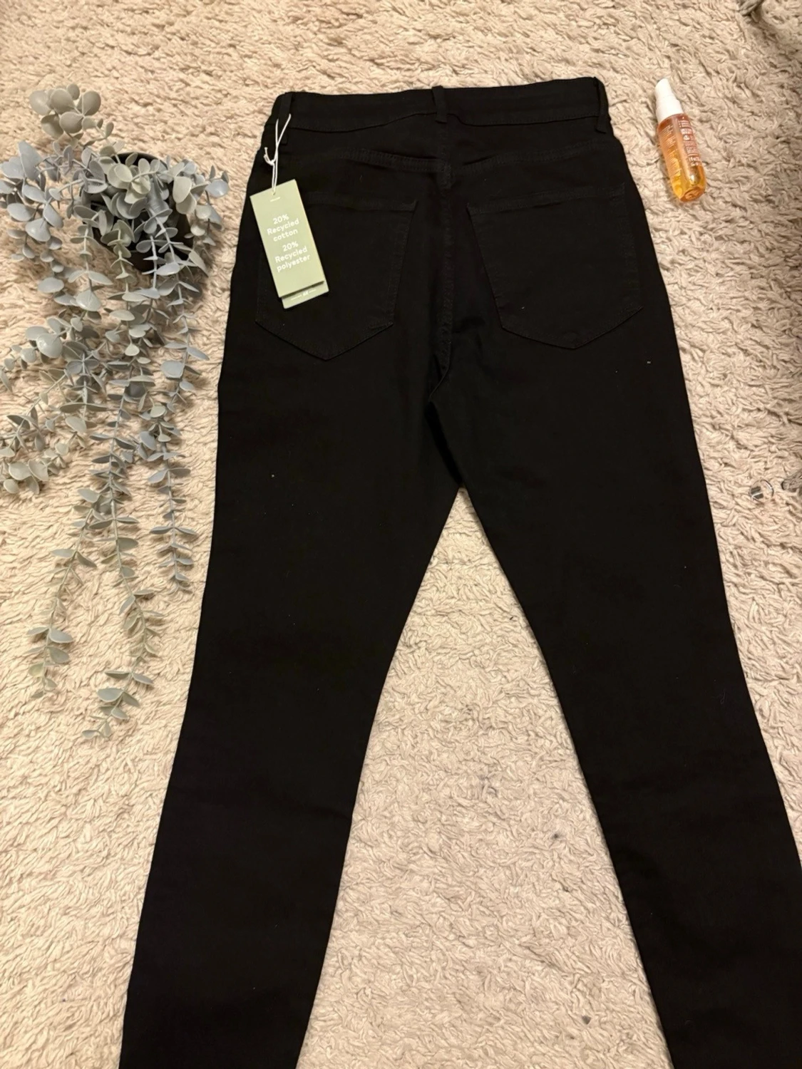 Svarta curvy jeggings från &Denim
