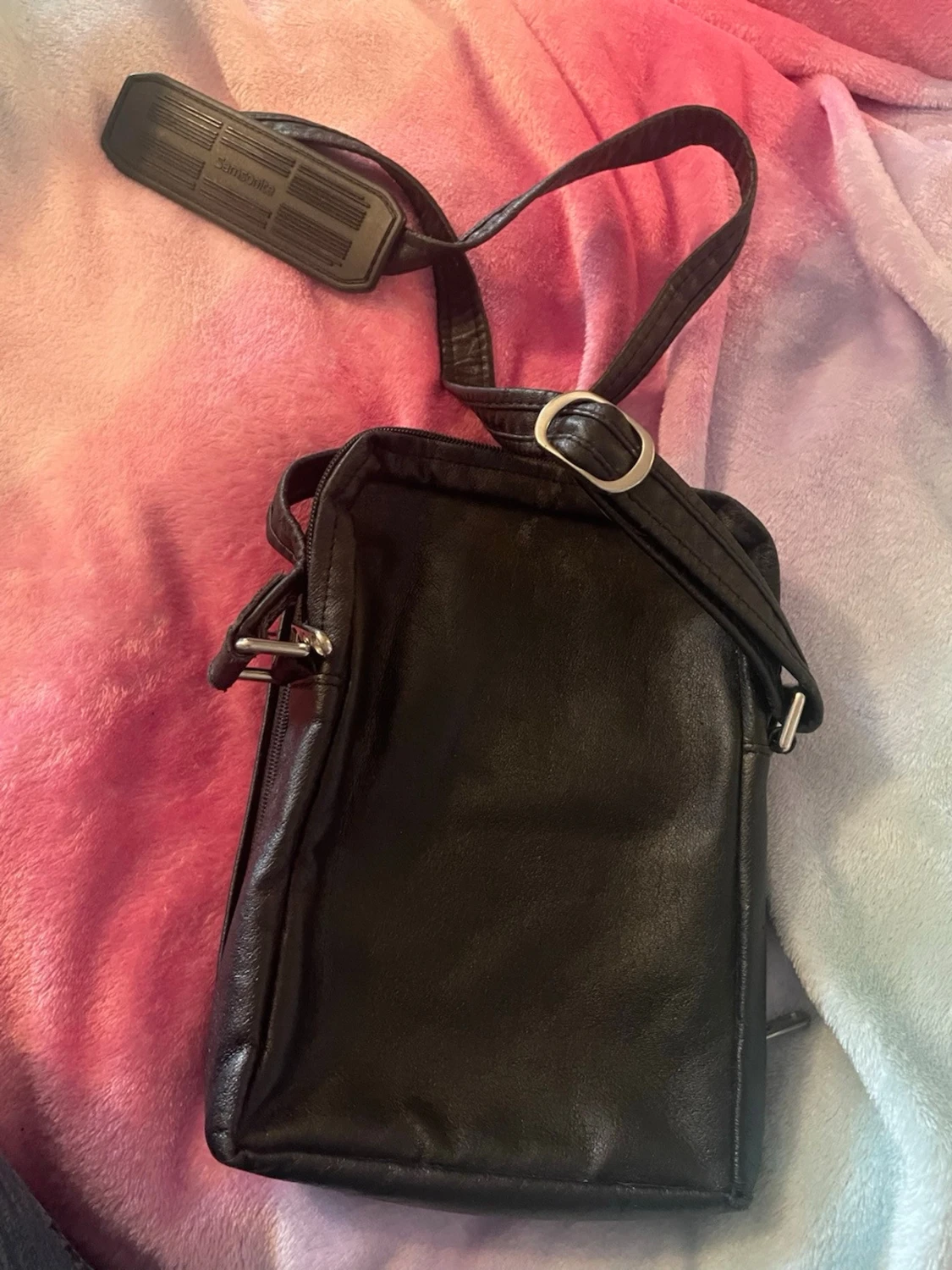 Svart axelväska i skinn från Samsonite - 1