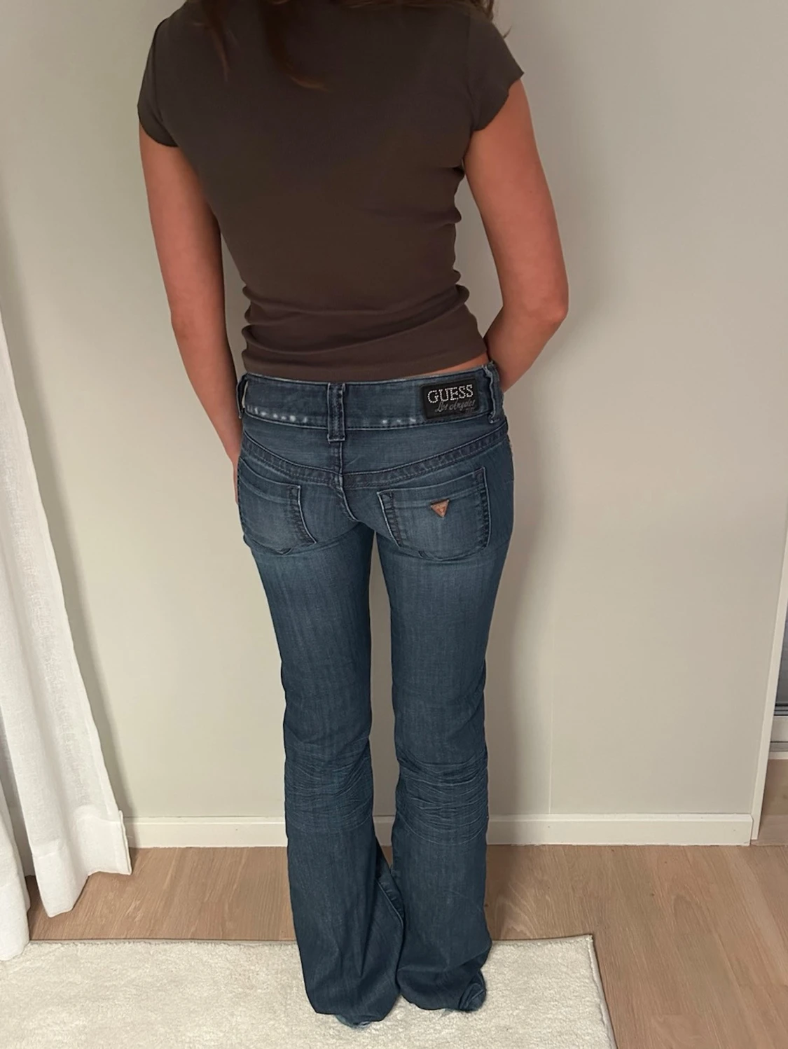 Mörkblå jeans  - 1