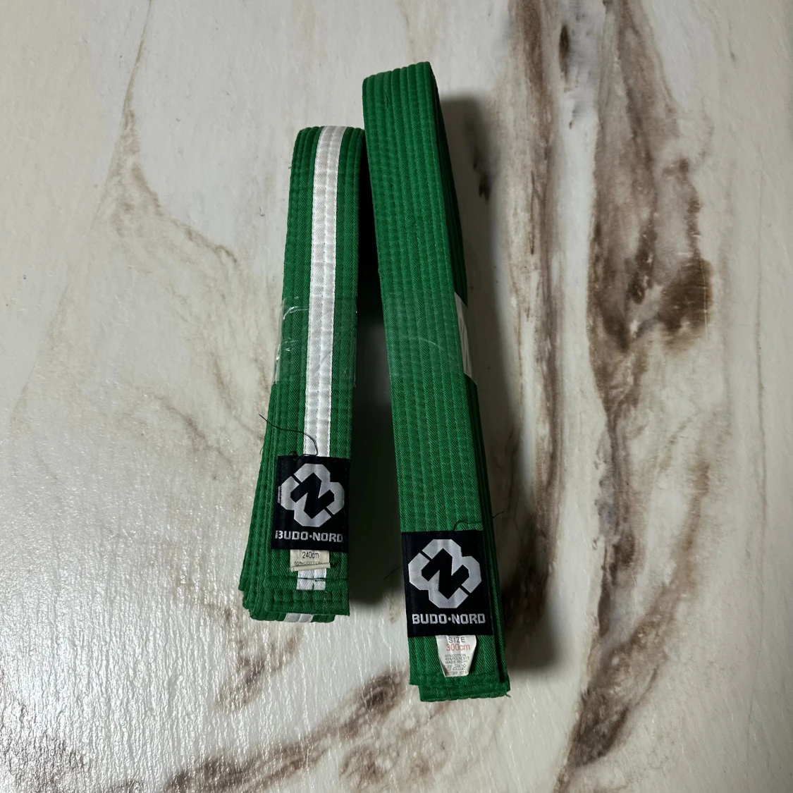 Gröna karate bälten