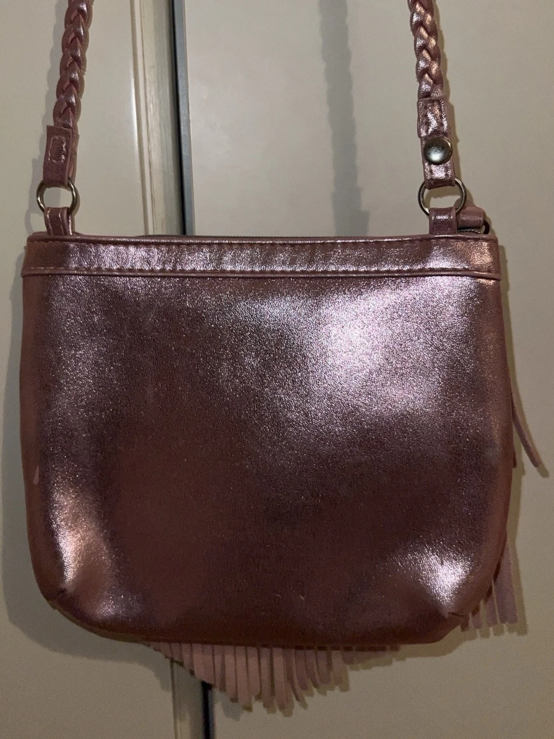 Rosa axelväska med fransar från H&M - 1