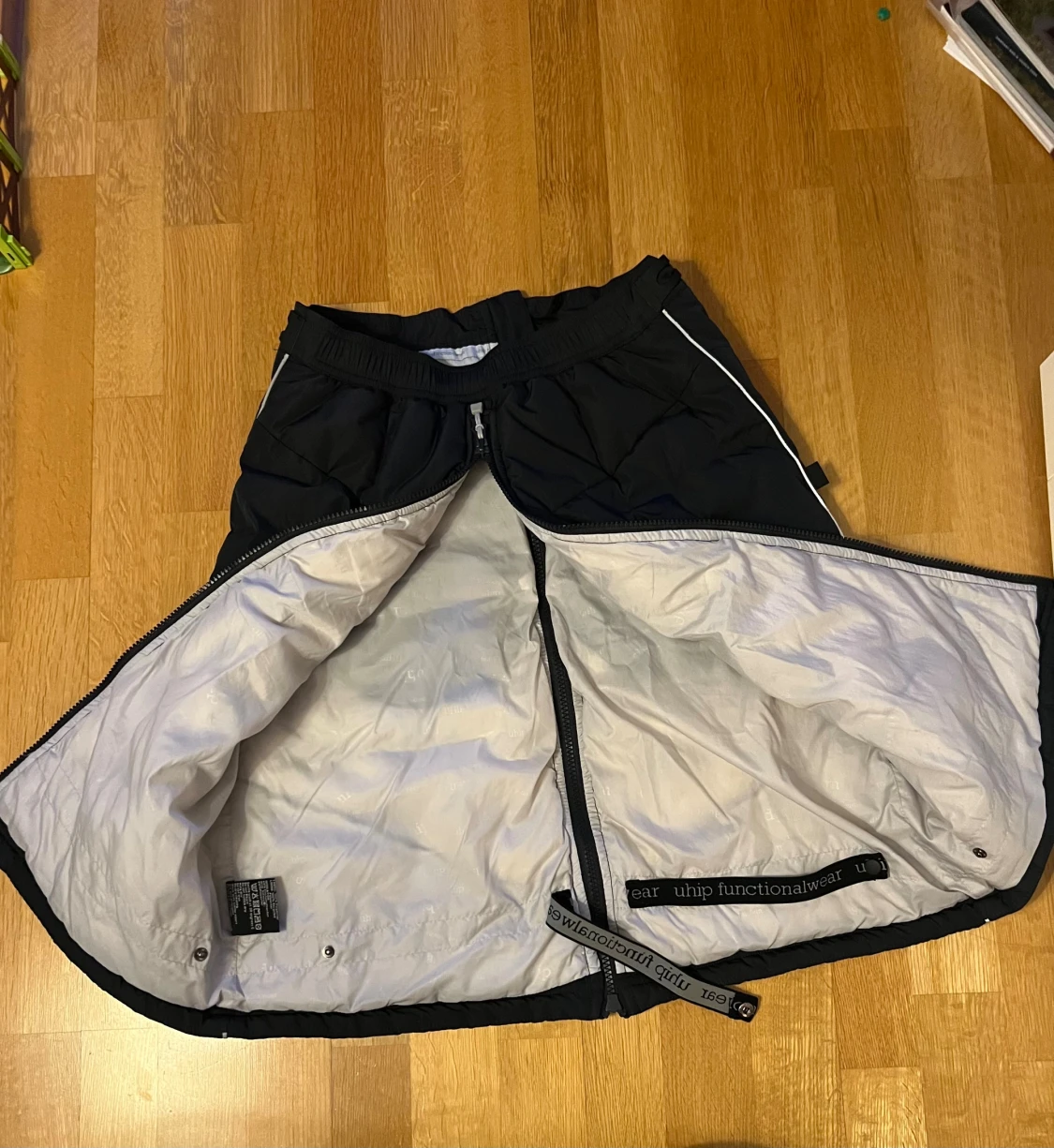 Marinblå kjol från Uhip med dragkedja - 2