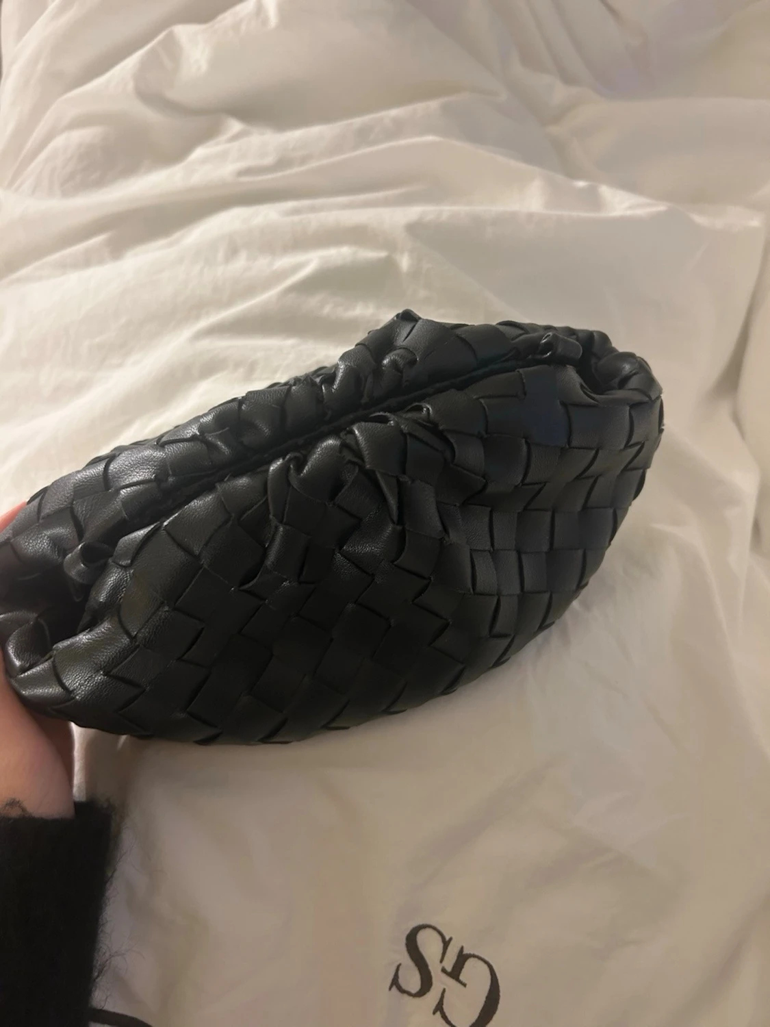 Svart flätad axelväska i skinn - 3