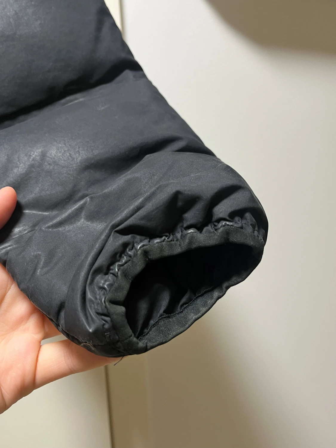 Svart dunjacka från Adidas - 6