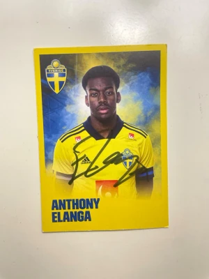 Antony Elanga och Quison kort som är signerade  - Signerade kort av Elanga och Robin som är unika på sitt sätt