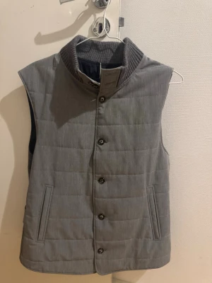 JOOP väst - Väst från JOOP. Storlek M