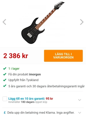 Ibanez vänster elgitarr  - Säljer min jätte fina el gitarr. Det är en ibanez GRGM21 GIO. Köpte den för några år sen och den är knappt använd. Den har lite repor på sig men funkar ändå super! Den är en vänster gitarr. De följer med ett gitarrskydd. Skriv om man vill ha mer bilder eller har funderingar💕🫶🏼