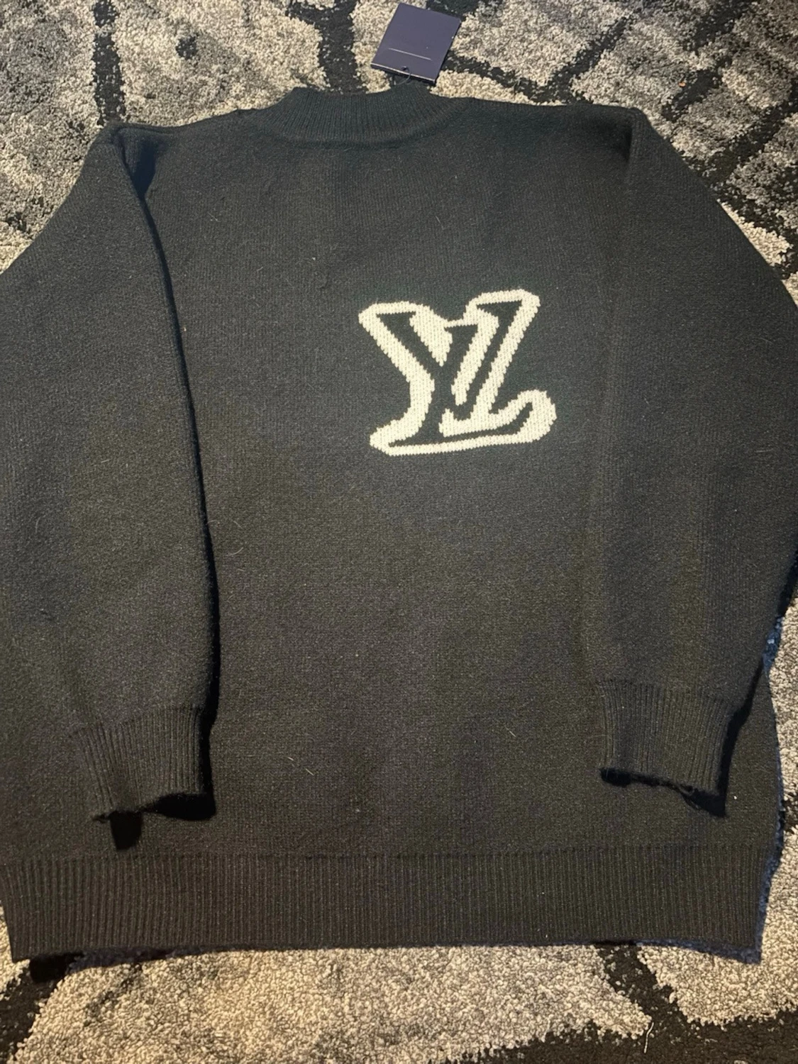 Svart stickad tröja med LV-logga - 5