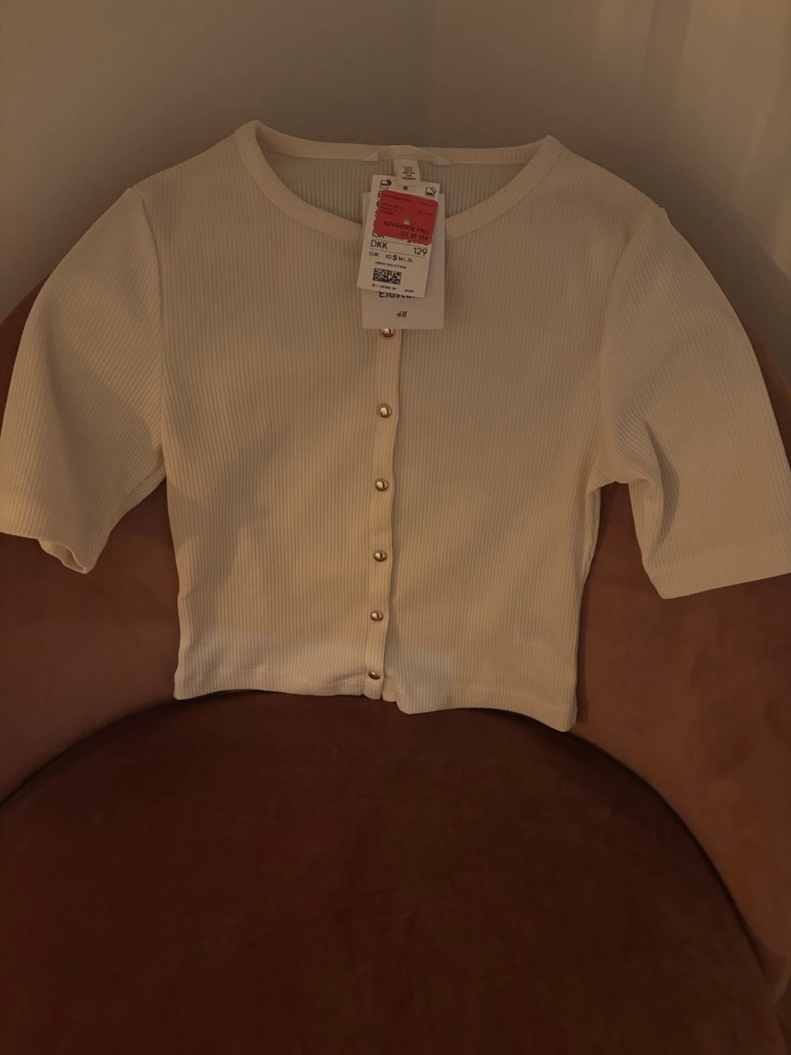 Kofta med guldknappar - 1