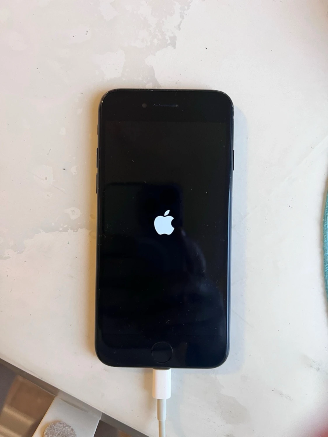iPhone 7 32GB svart - 1