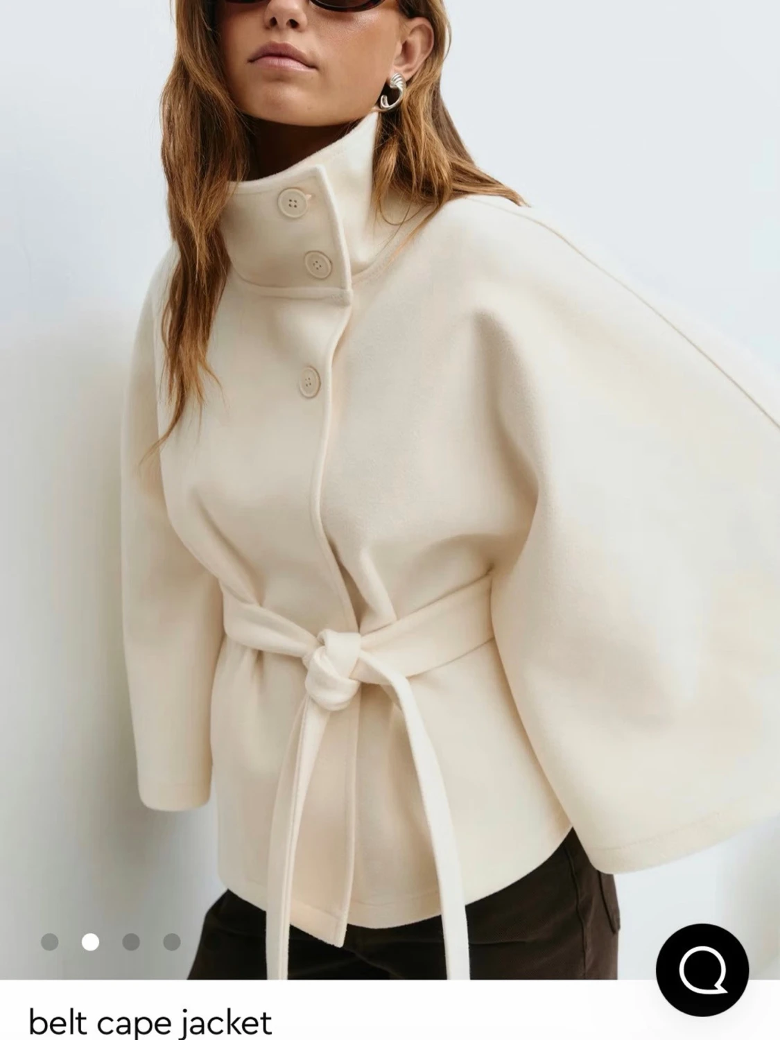 Krämvit capejacka med bälte