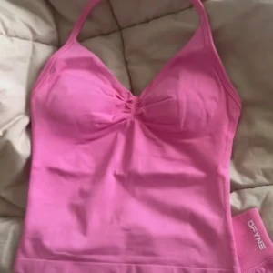 Dfyne blossom top - Strl s, endast prövad💕
