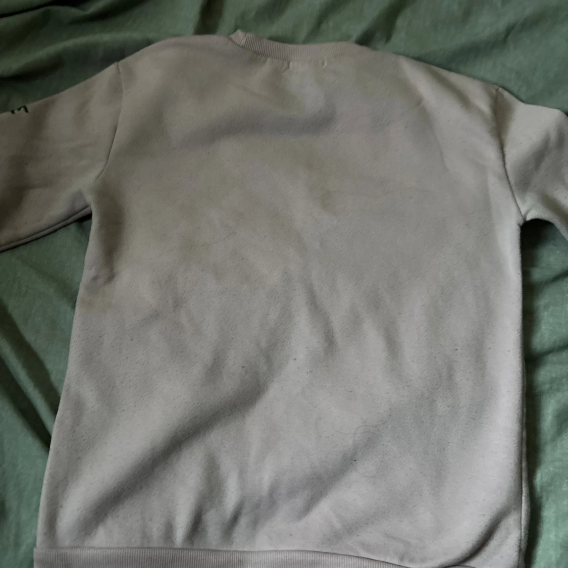 Ljusrosa sweatshirt från HePingGe - 2