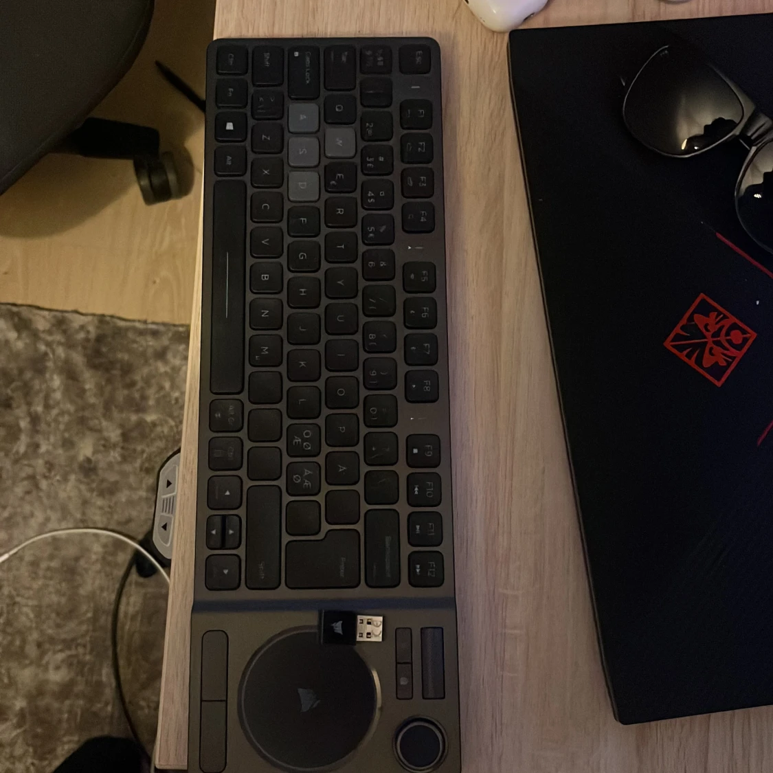 Trådlöst tangentbord från corsair  - 1