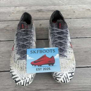 Nike Mercurial Vapor 12 Elite FG NJR Silêncio -   Skick 9.7/10 ( använda 1 gång) 