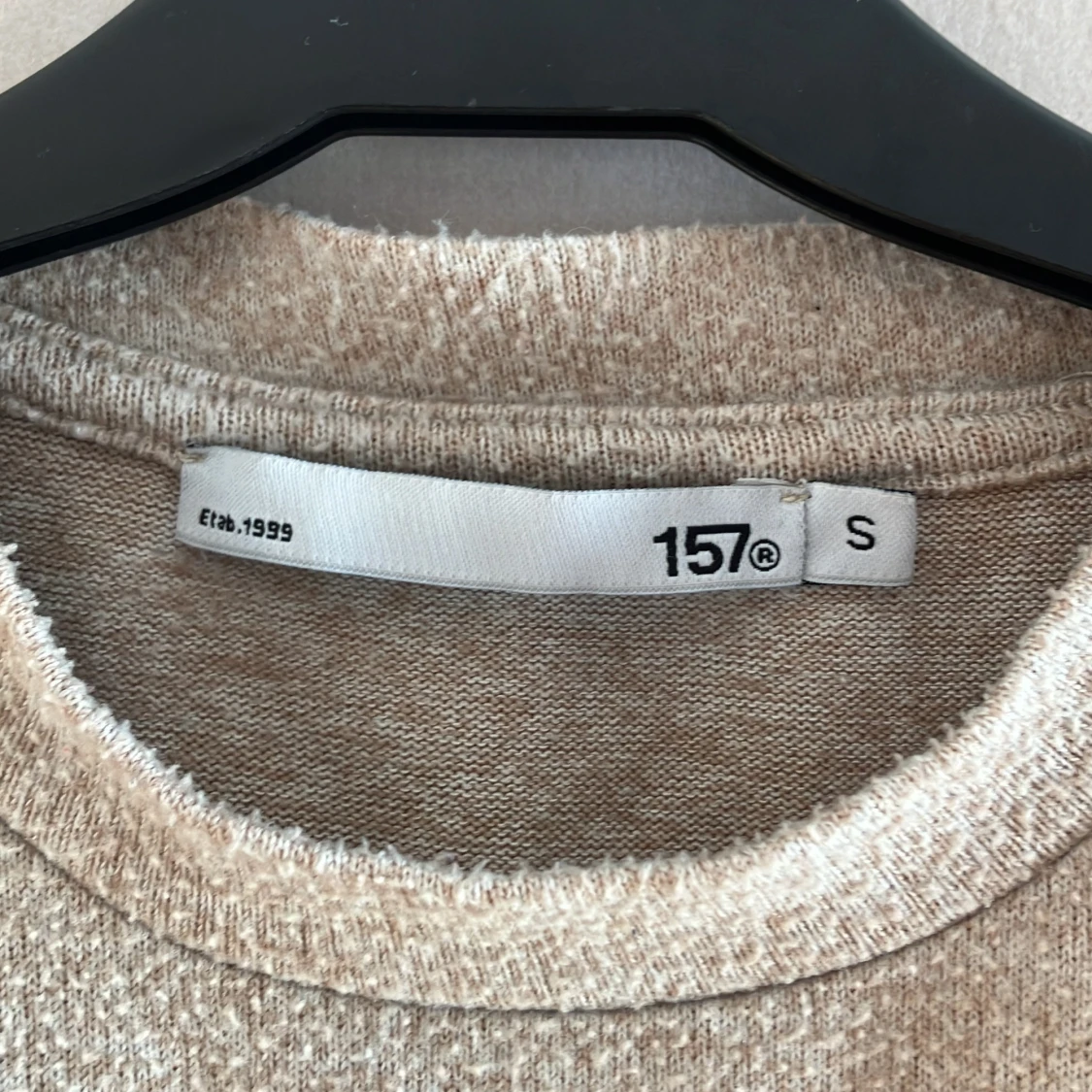 Beige puffärm tröja från 157 - 2