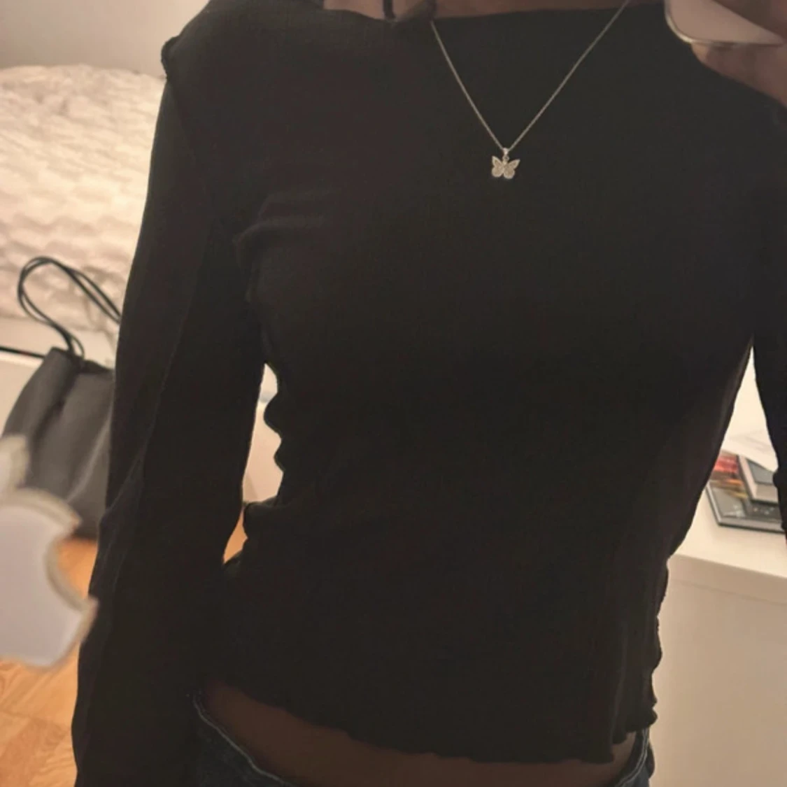 Svart långärmad topp  - 1